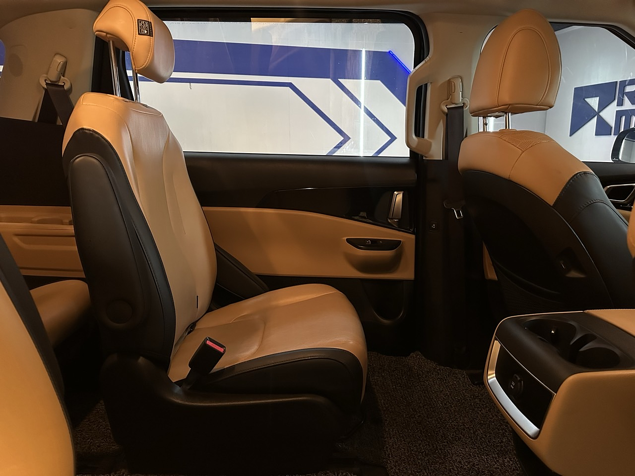 KIA CARNIVAL 2022 / 9PASAJEROS / CAMARA R / DIESEL / SMART KEY  26