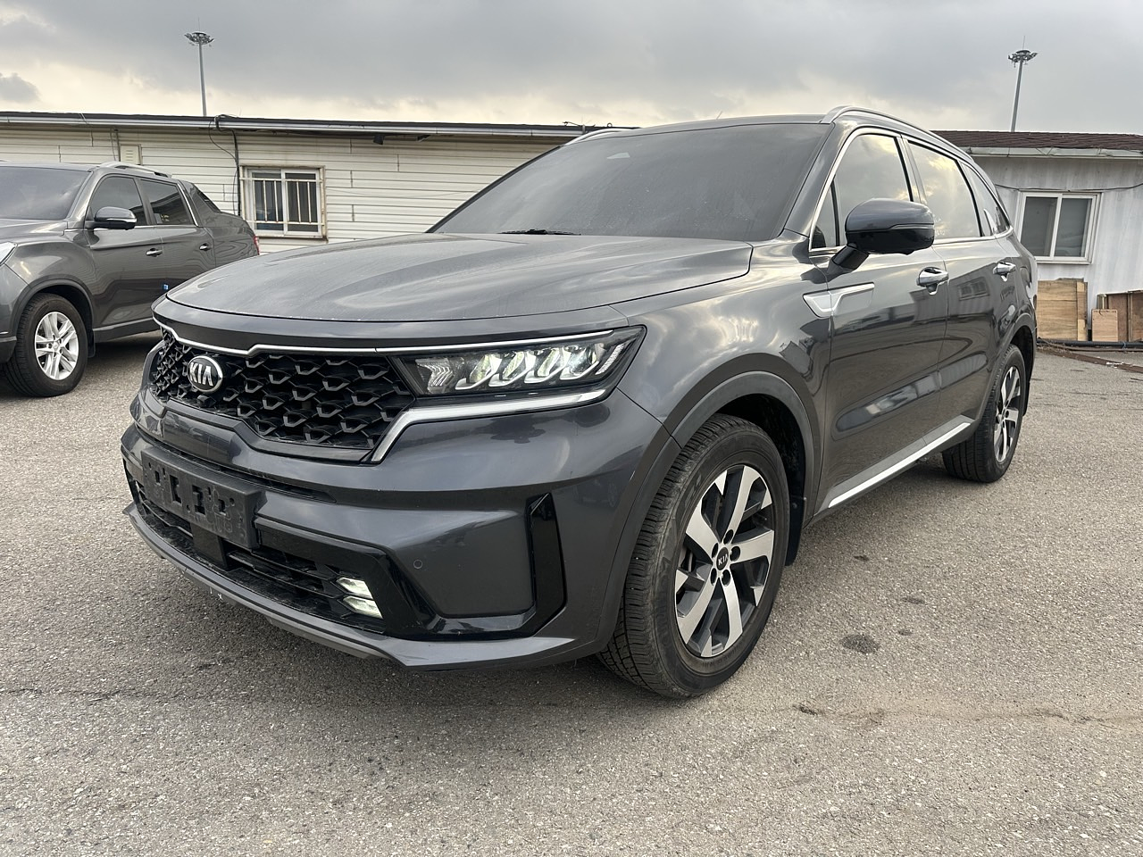 KIA SORENTO 2021 / 7 PASAJEROS / 2WD / DIESEL 2.2 / CAMARA R  2