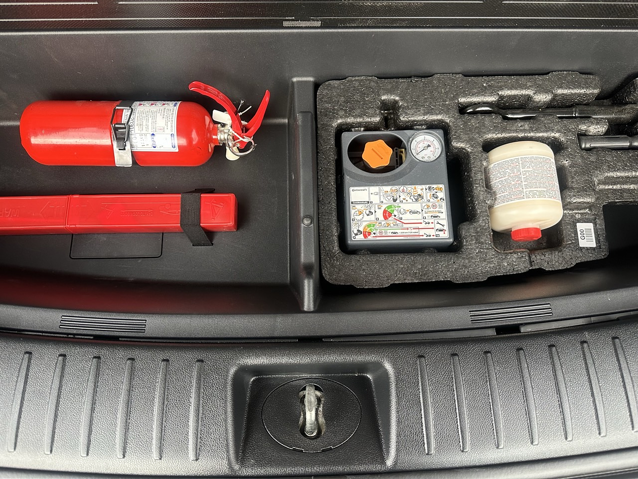 KIA SORENTO 2021 / 7 PASAJEROS / 2WD / DIESEL 2.2 / CAMARA R  32