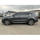 KIA SORENTO 2021 / 7 PASAJEROS / 2WD / DIESEL 2.2 / CAMARA R  6