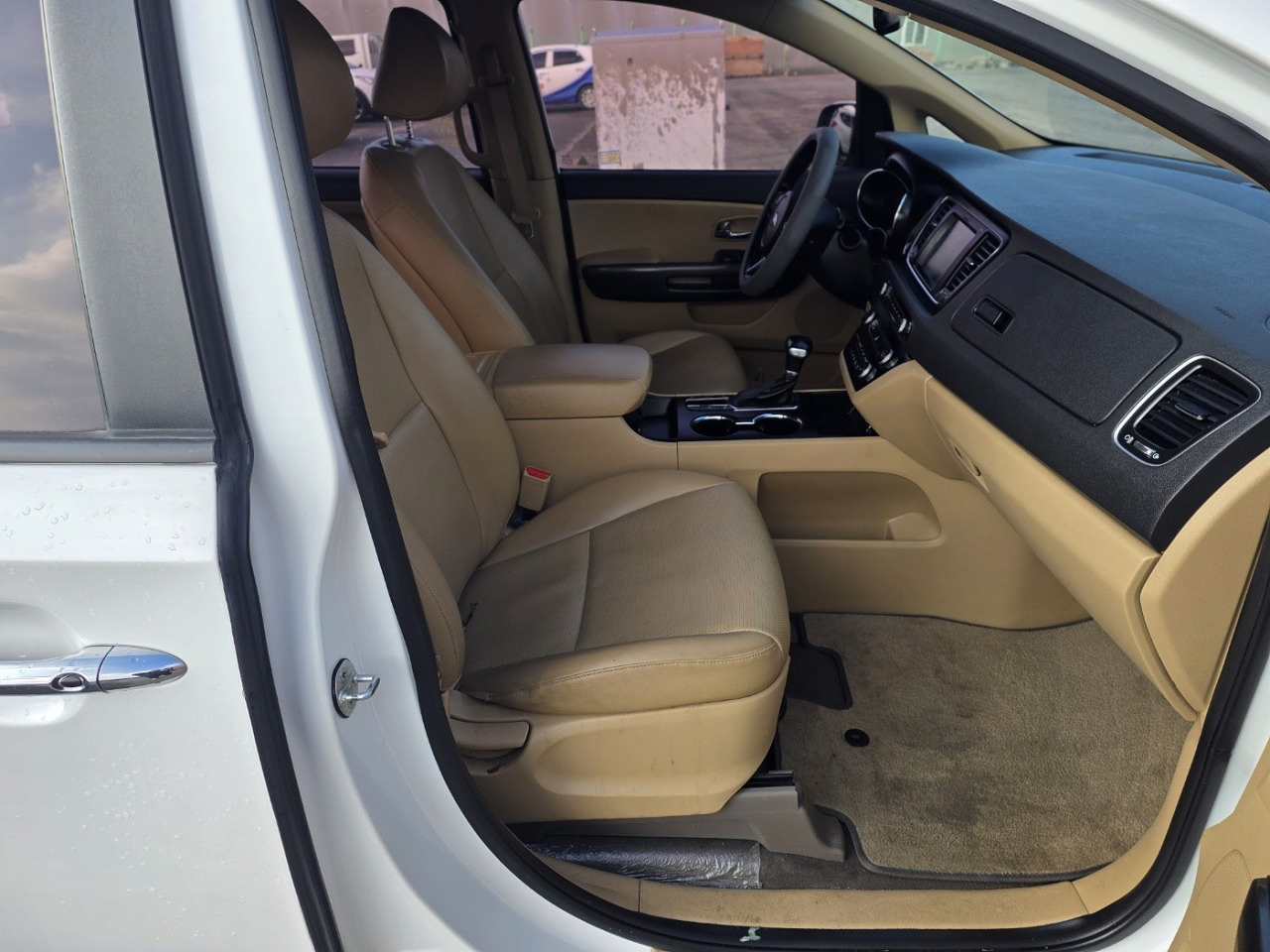 KIA CARNIVAL 2019 / 9PASAJEROS / DIESEL 2.2 / CAMARA R / P ELECTRICA 13