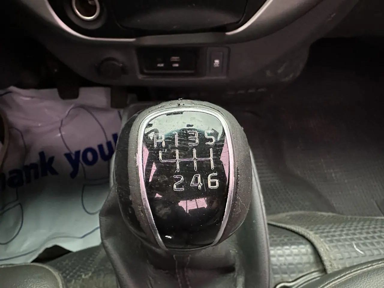 KIA BONGO 2018 / 1.2TON / KINGCAB / MECANICA CAJA 6TA / 2WD 23