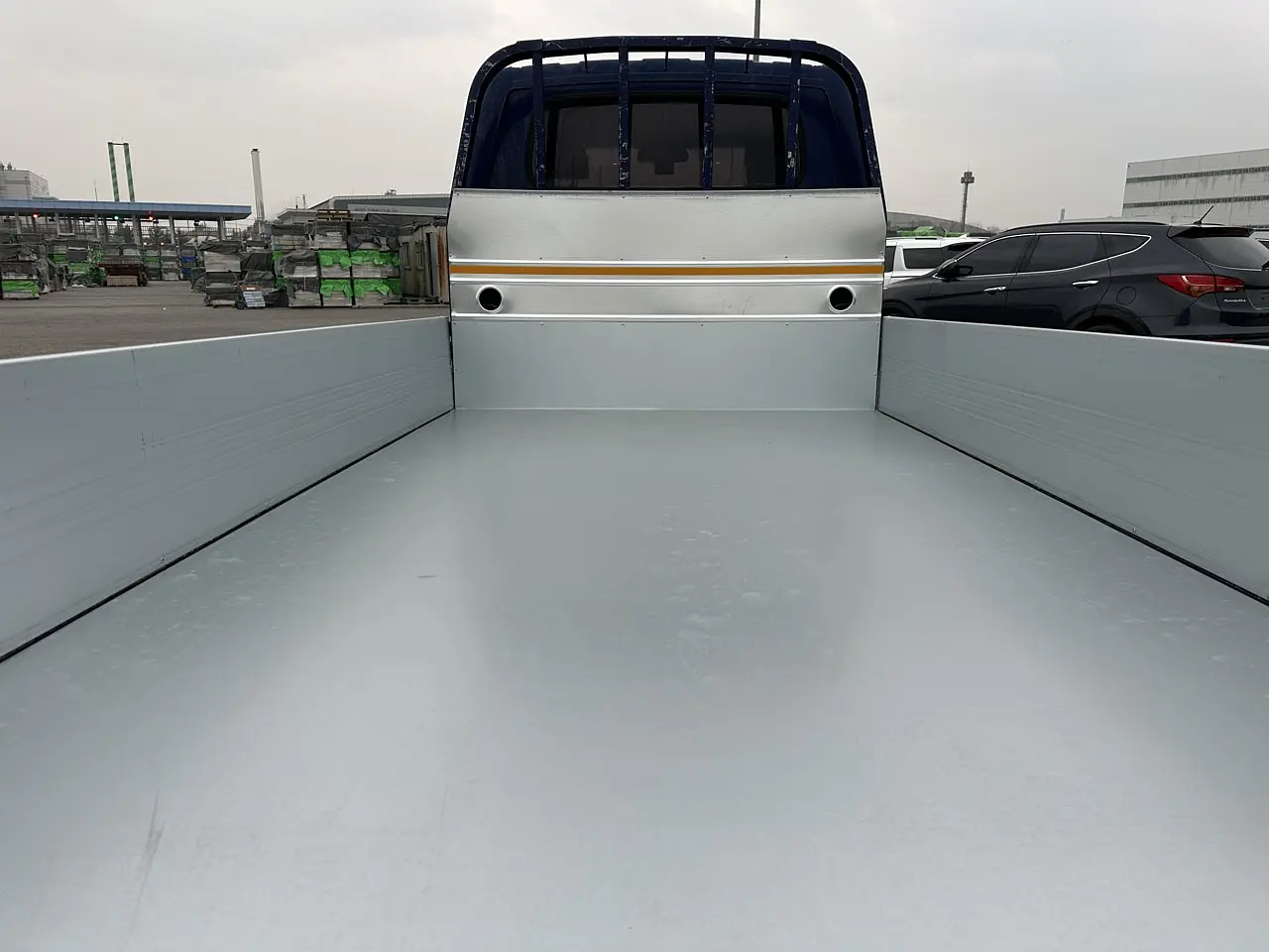 KIA BONGO 2018 / 1.2TON / KINGCAB / MECANICA CAJA 6TA / 2WD 13