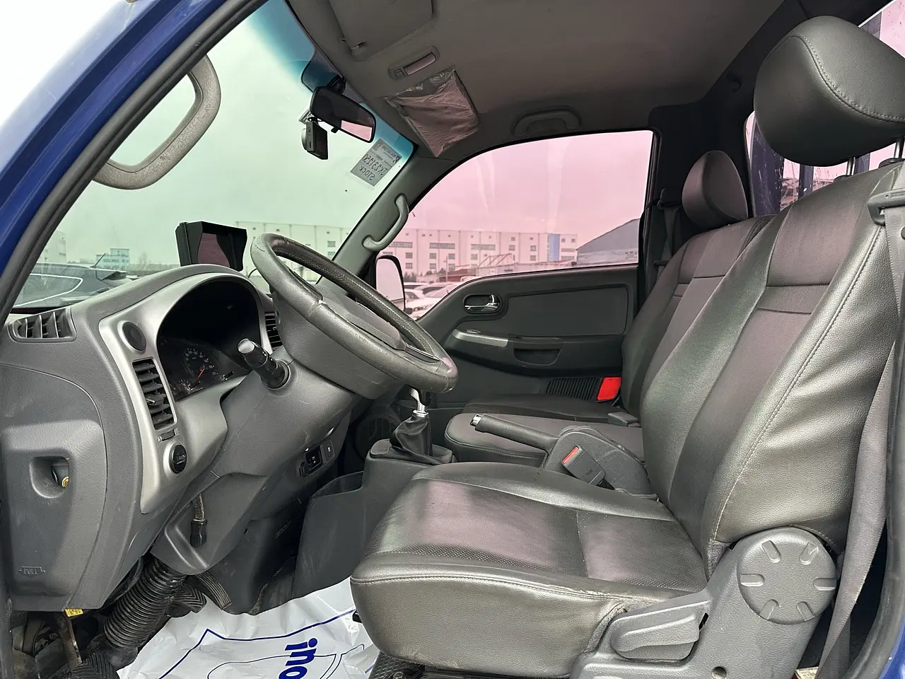 KIA BONGO 2018 / 1.2TON / KINGCAB / MECANICA CAJA 6TA / 2WD 16