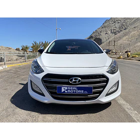 Hyundai I30 — foto 2 de 16