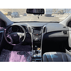 HYUNDAI i30 2014 / SMART KEY / DIESEL 1.6 / SUNROOF  14