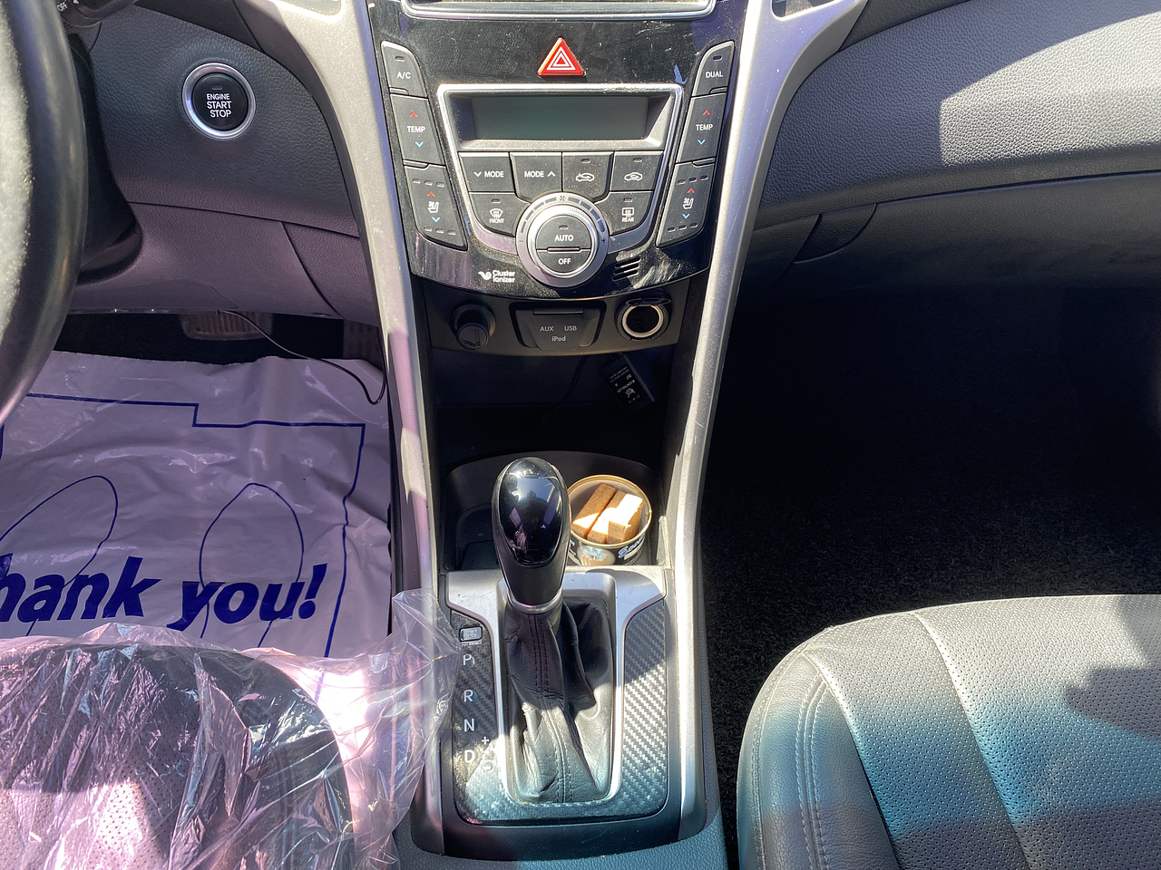 HYUNDAI i30 2014 / SMART KEY / DIESEL 1.6 / SUNROOF  17