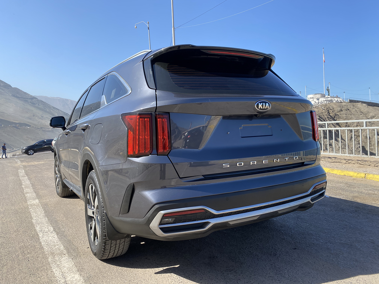 KIA SORENTO 2021 / 7 PASAJEROS / 2WD / DIESEL 2.2 / CAMARA 360 4