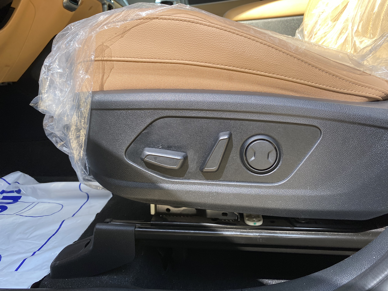 KIA SORENTO 2021 / 7 PASAJEROS / 2WD / DIESEL 2.2 / CAMARA 360 11