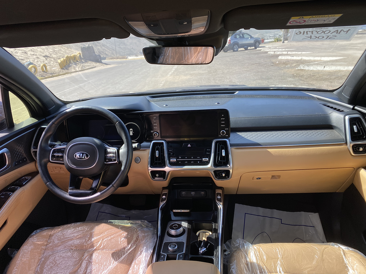 KIA SORENTO 2021 / 7 PASAJEROS / 2WD / DIESEL 2.2 / CAMARA 360 13