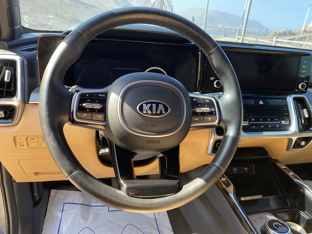 KIA SORENTO 2021 / 7 PASAJEROS / 2WD / DIESEL 2.2 / CAMARA 360 14