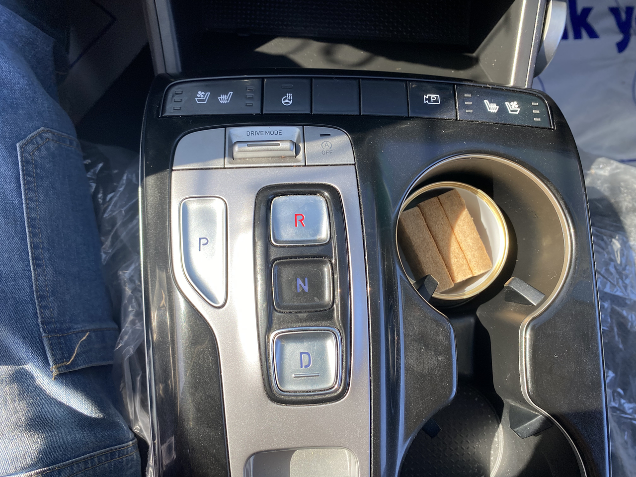  HYUNDAI TUCSON 2022 / AUTOMÁTICA  / DIESEL 2.0 / 2WD / PANTALLA 19