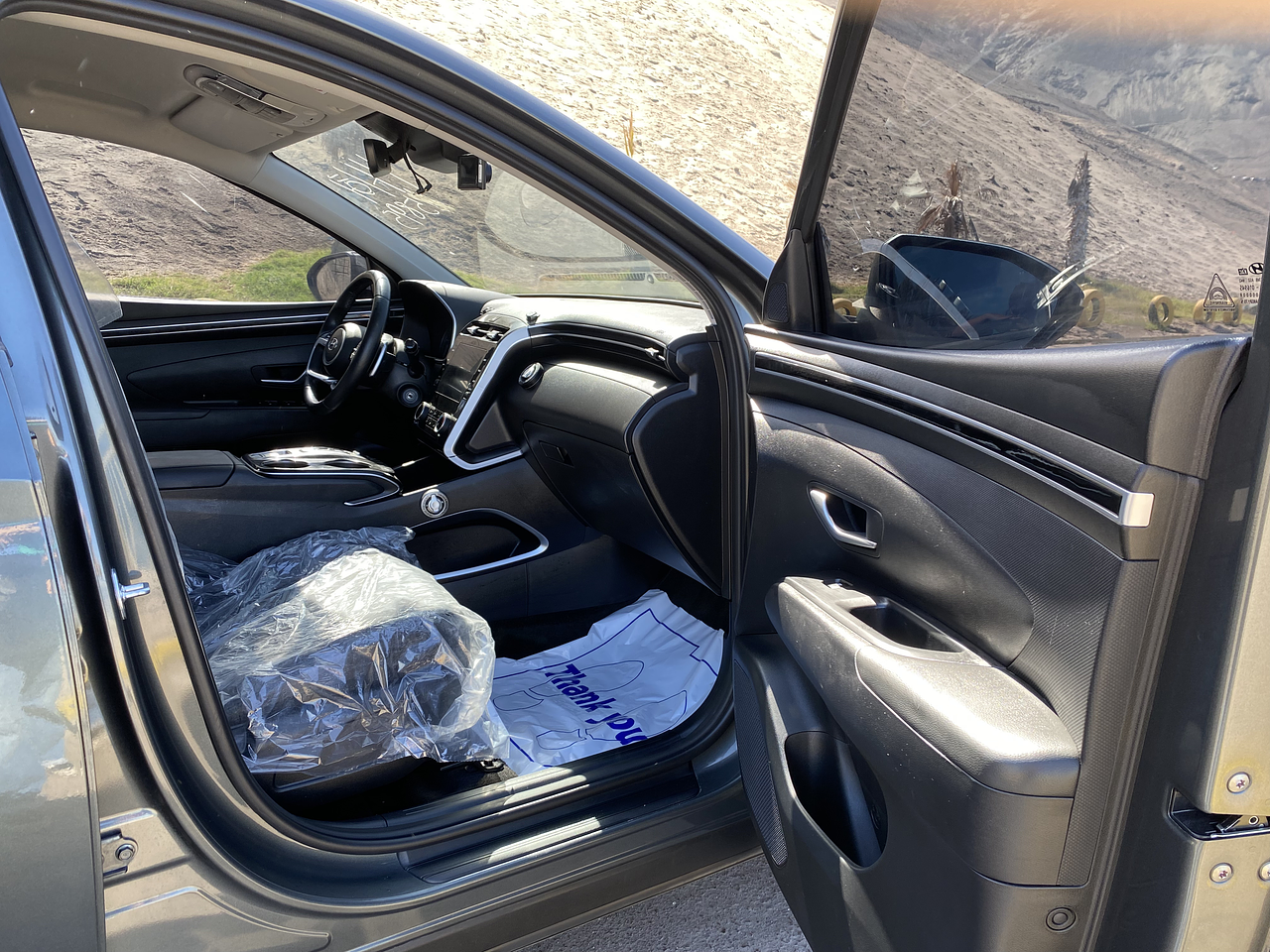  HYUNDAI TUCSON 2022 / AUTOMÁTICA  / DIESEL 2.0 / 2WD / PANTALLA 20