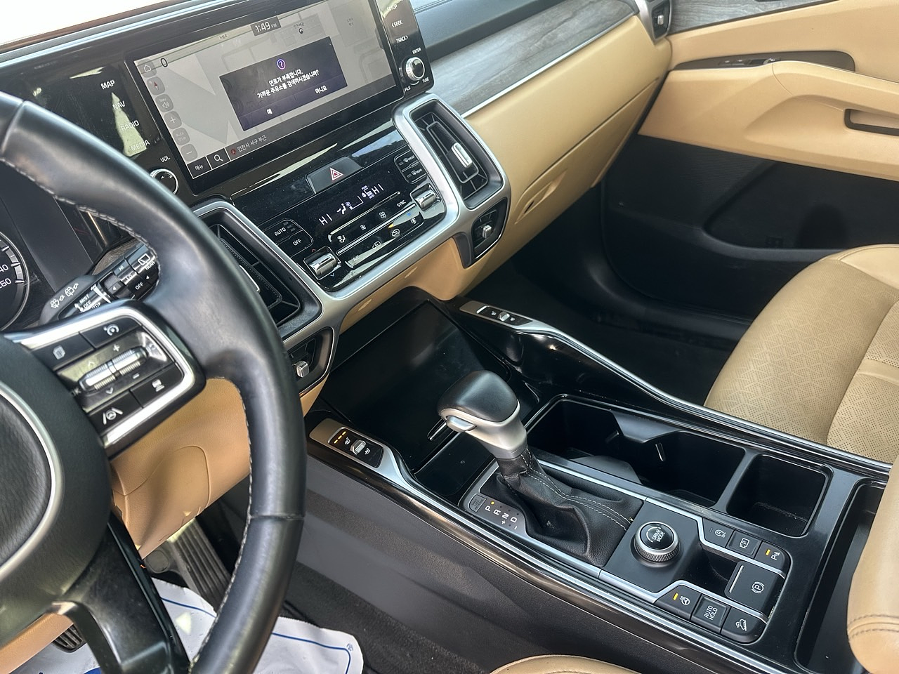 KIA SORENTO 2022 / 7PASAJEROS / PANTALLA /  DIESEL 2.2  / 2WD  17