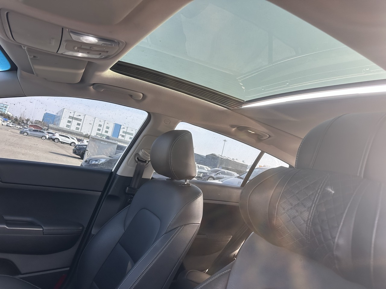 KIA SPORTAGE 2018 / SUNROOF / SMART KEY / DIESEL 1.7CC 23