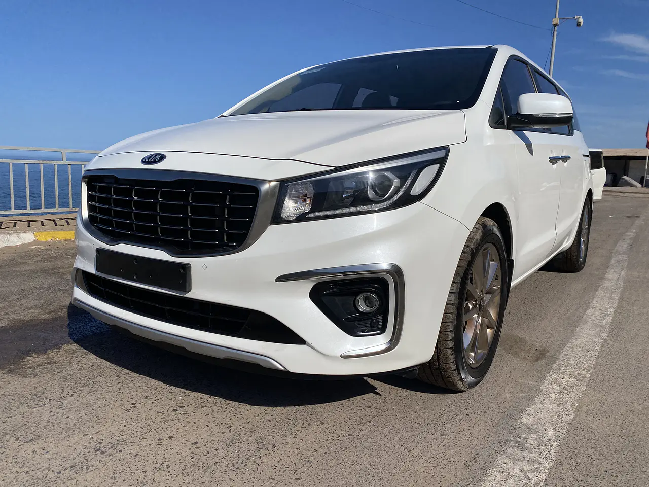 KIA CARNIVAL 2019 / 9PASAJEROS / DIESEL 2.2 / CAMARA R / P ELECTRICA 3