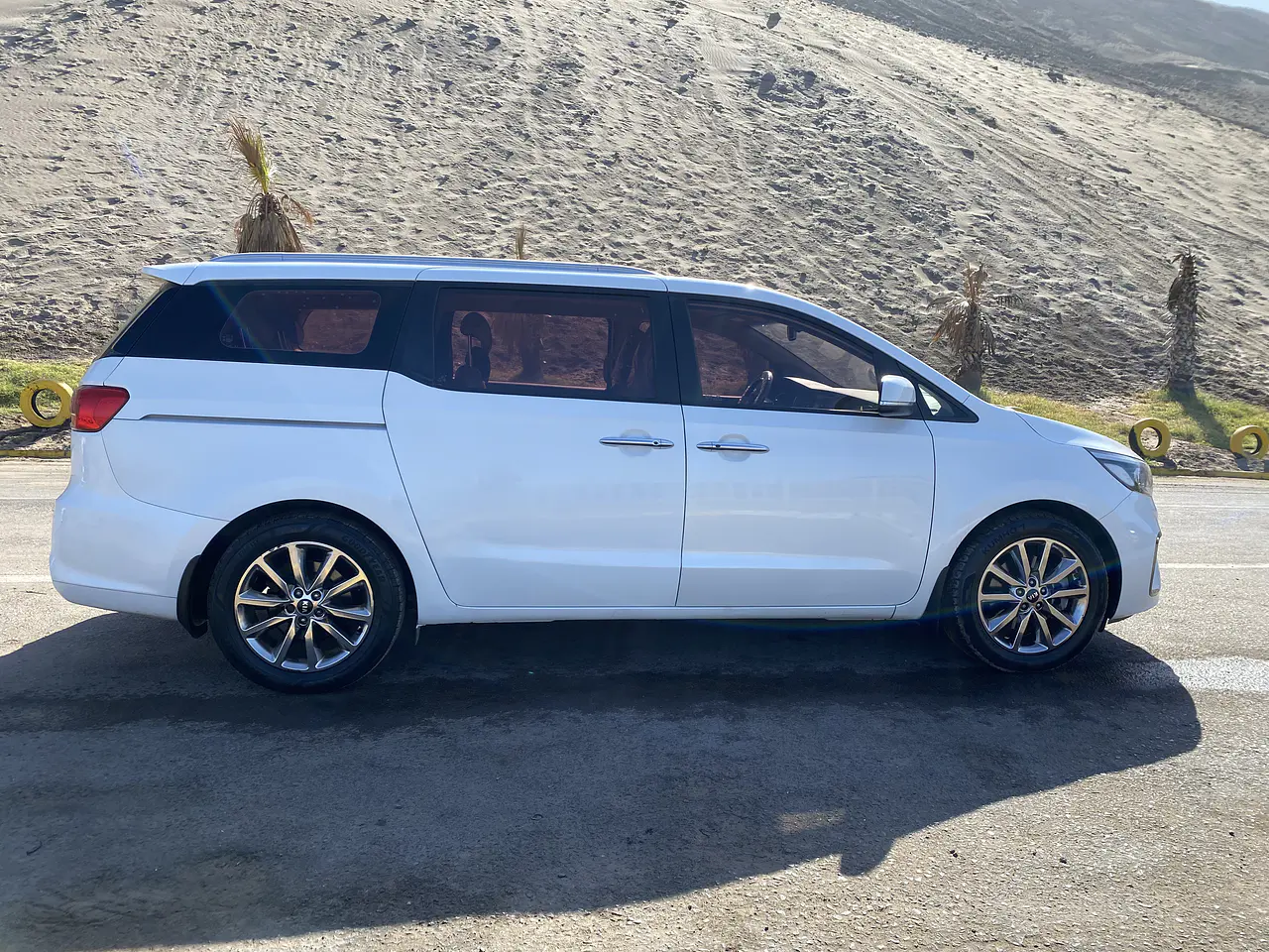 KIA CARNIVAL 2019 / 9PASAJEROS / DIESEL 2.2 / CAMARA R / P ELECTRICA 7