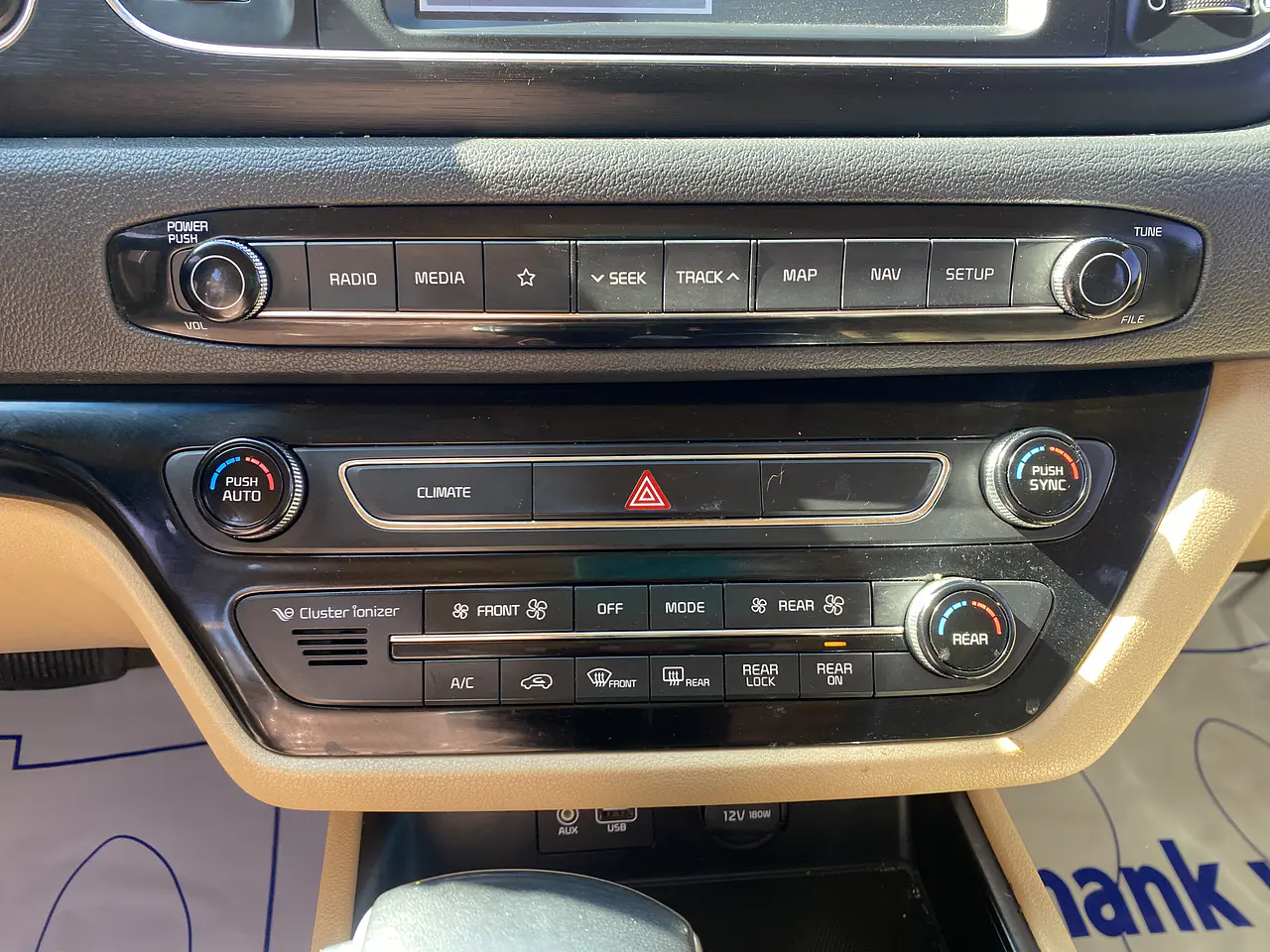 KIA CARNIVAL 2019 / 9PASAJEROS / DIESEL 2.2 / CAMARA R / P ELECTRICA 19