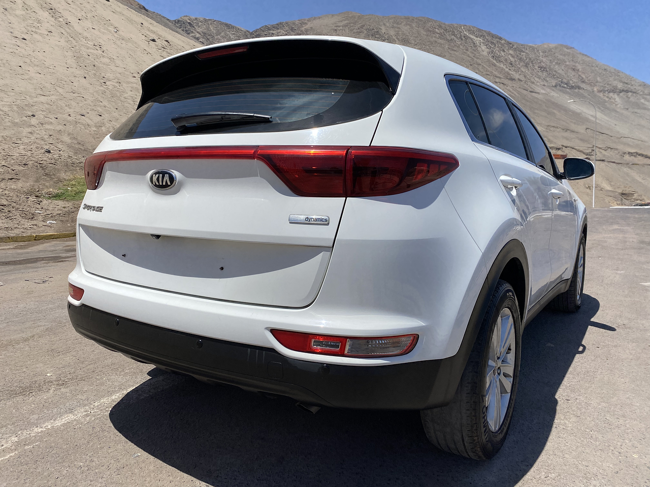 KIA SPORTAGE 2016 / CAMRA R / SMART KEY / DIESEL 1.7 CC 6