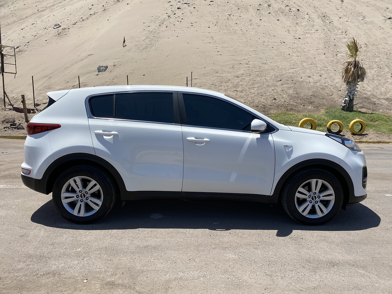 KIA SPORTAGE 2016 / CAMRA R / SMART KEY / DIESEL 1.7 CC 7