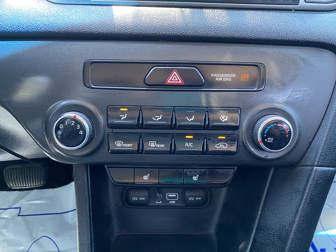 KIA SPORTAGE 2016 / CAMRA R / SMART KEY / DIESEL 1.7 CC 19