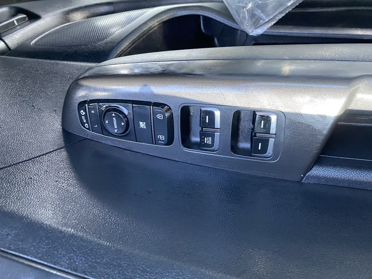 KIA SPORTAGE 2016 / CAMRA R / SMART KEY / DIESEL 1.7 CC 30