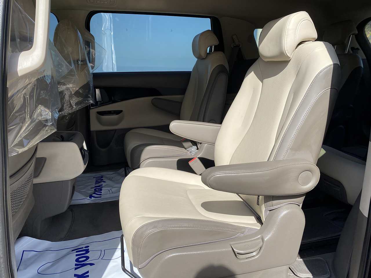 ALL NEW CARNIVAL 2021 / 9PASAJEROS / PANTALLA / DIESEL 28