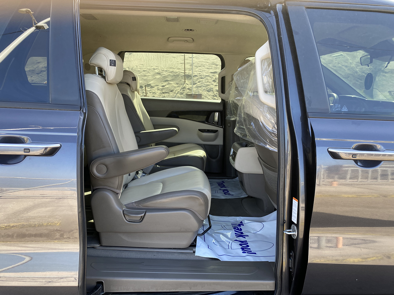 ALL NEW CARNIVAL 2021 / 9PASAJEROS / PANTALLA / DIESEL 25