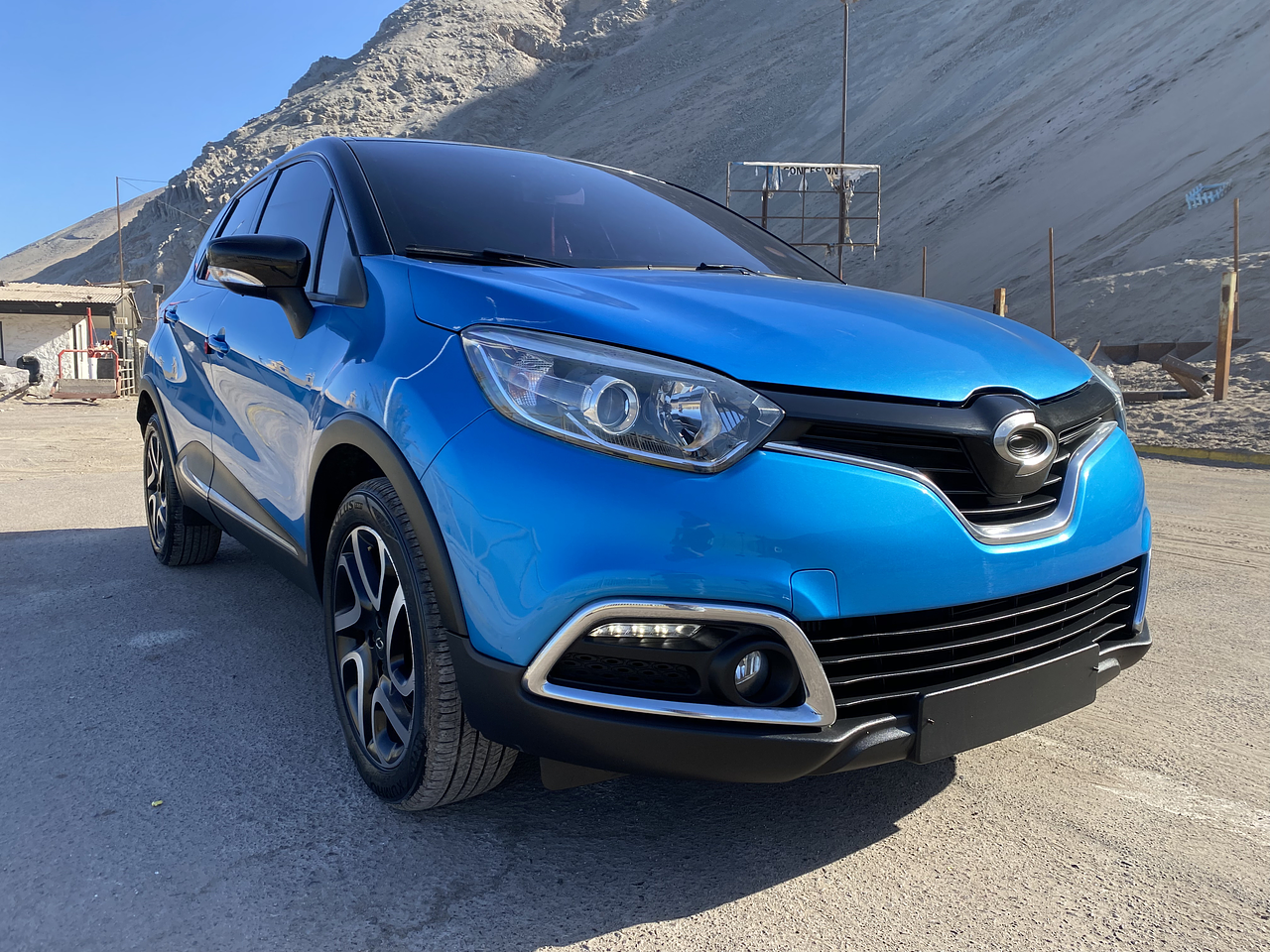 SAMSUNG QM3 (RENAULT CAPTUR) 2017 / DIESEL  1