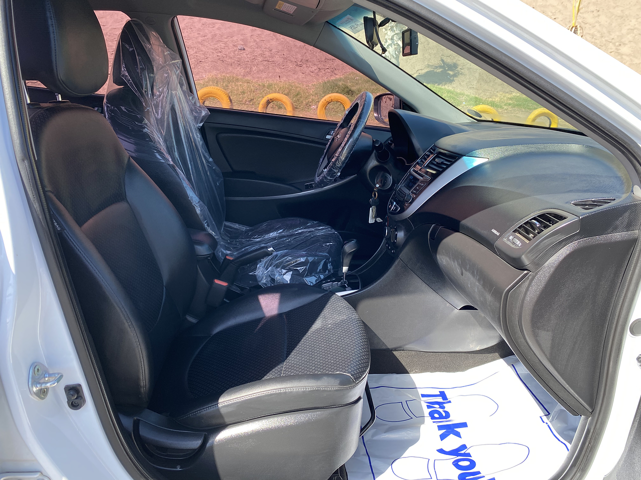 HYUNDAI ACCENT SEDAN 2017 / DIESEL 1.6 VGT  17