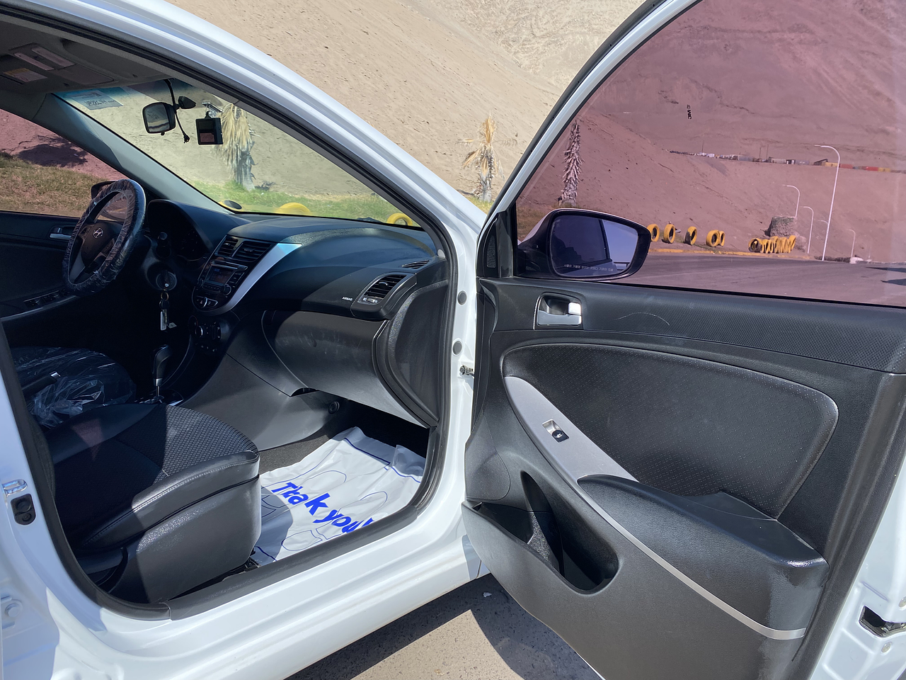 HYUNDAI ACCENT SEDAN 2017 / DIESEL 1.6 VGT  16