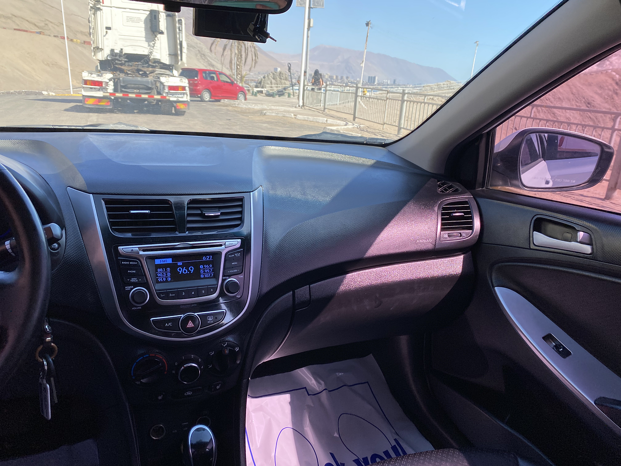 HYUNDAI ACCENT SEDAN 2017 / DIESEL 1.6 VGT  12