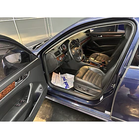 Volkswagen Passat — foto 9 de 16