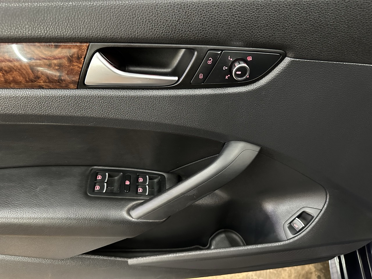 VOLKSWAGEN PASSAT 2012 / SUNROOF / CAMARA R / SMART KEY / 2WD 10