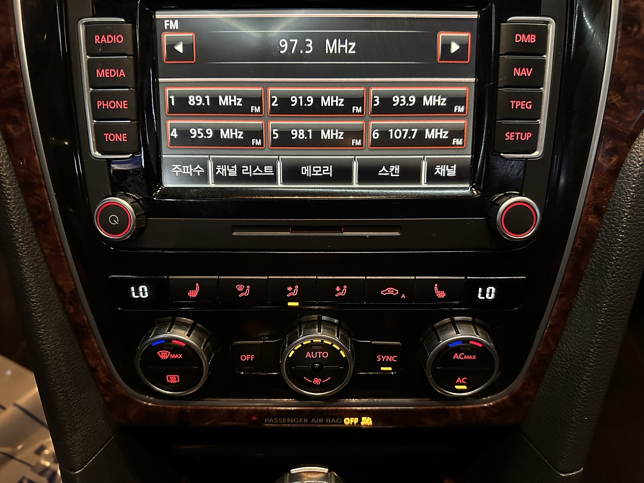 VOLKSWAGEN PASSAT 2012 / SUNROOF / CAMARA R / SMART KEY / 2WD 19