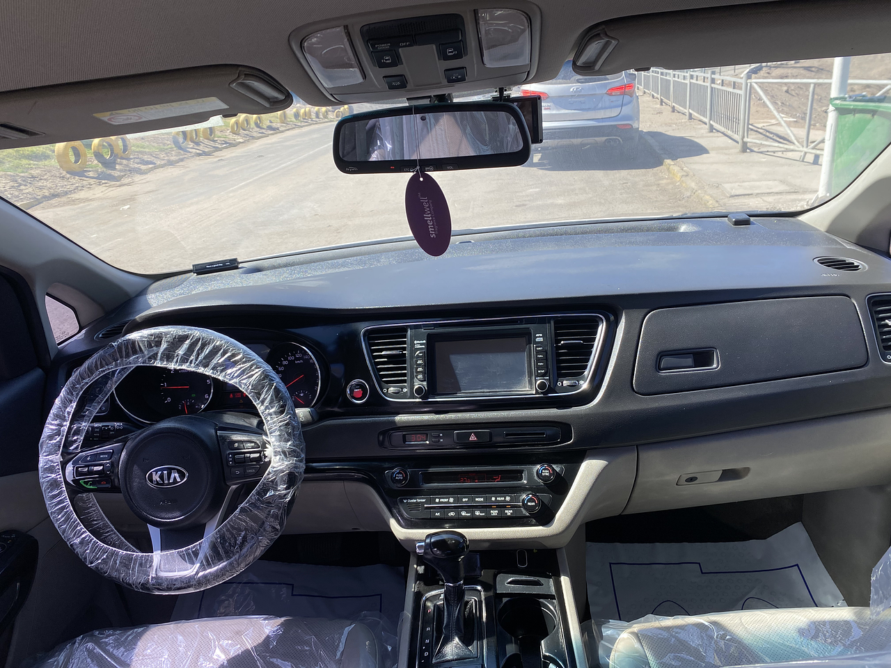 KIA ALL NEW CARNIVAL 2016 / 9PASAJEROS / DIESEL / PUERTA ELECTRICA 12