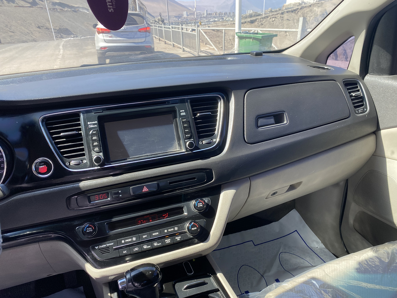 KIA ALL NEW CARNIVAL 2016 / 9PASAJEROS / DIESEL / PUERTA ELECTRICA 14