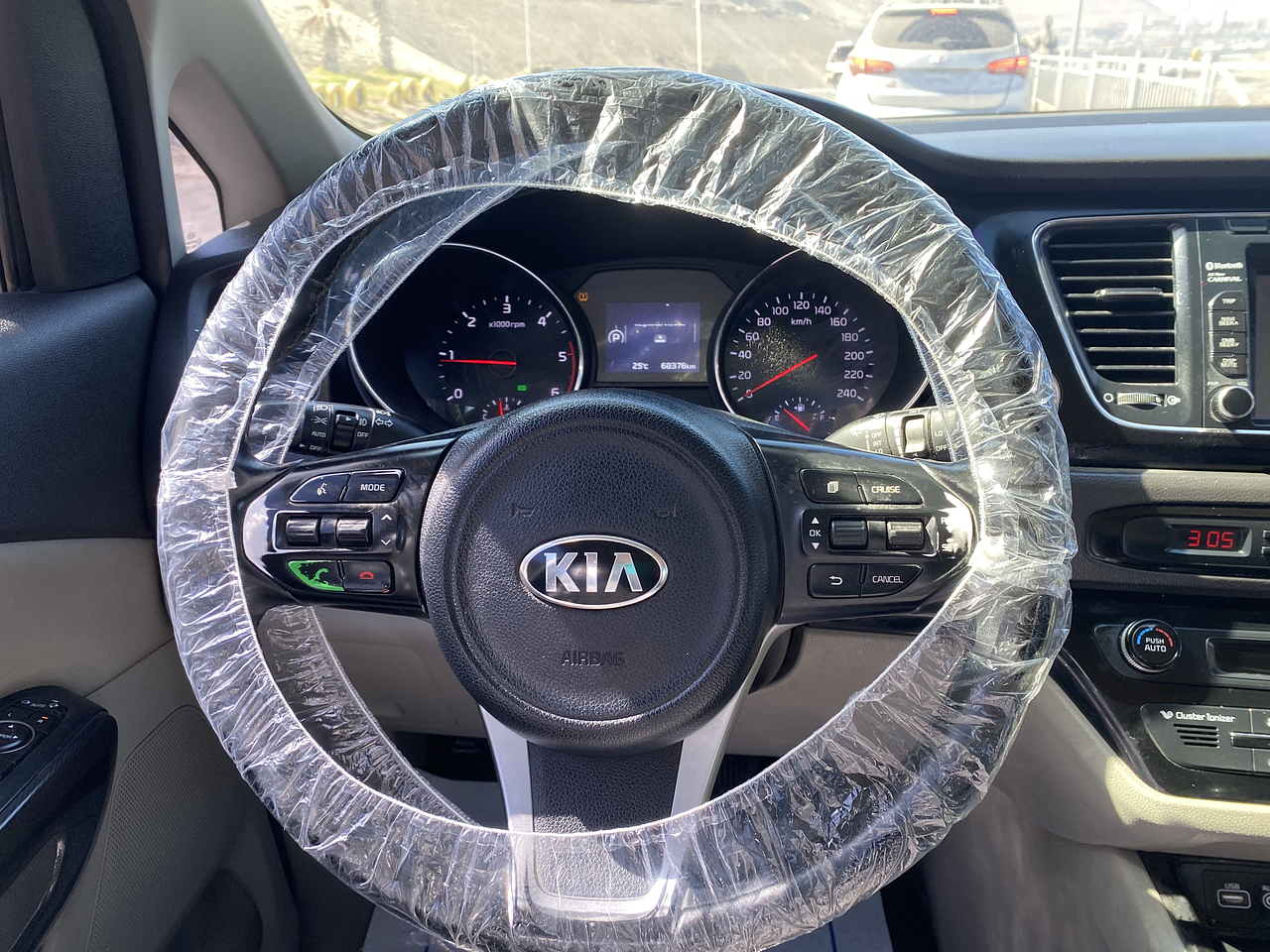 KIA ALL NEW CARNIVAL 2016 / 9PASAJEROS / DIESEL / PUERTA ELECTRICA 15