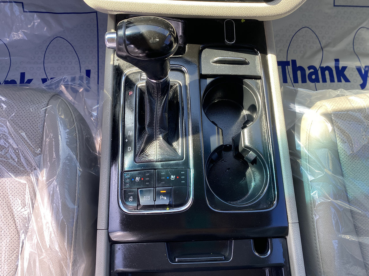 KIA ALL NEW CARNIVAL 2016 / 9PASAJEROS / DIESEL / PUERTA ELECTRICA 17