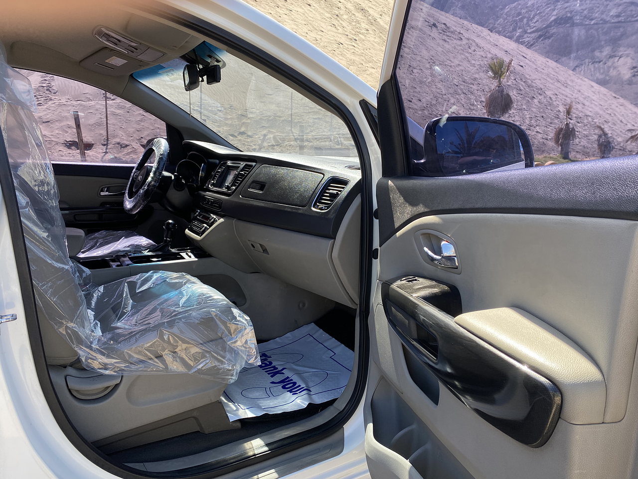 KIA ALL NEW CARNIVAL 2016 / 9PASAJEROS / DIESEL / PUERTA ELECTRICA 18