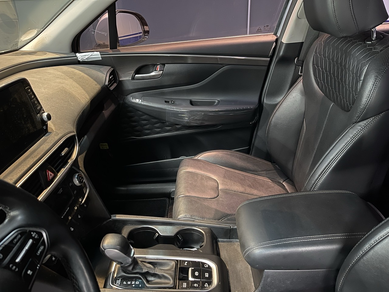 HYUNDAI SANTAFE 2019 / CAMARA R / AUTOMATICO / DIESEL / 4WD / 7PASAJEROS 27