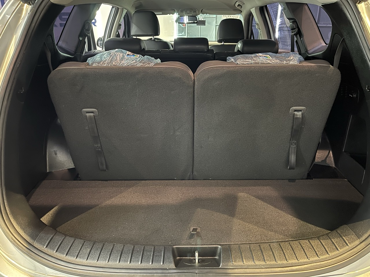 HYUNDAI SANTAFE 2019 / CAMARA R / AUTOMATICO / DIESEL / 4WD / 7PASAJEROS 36