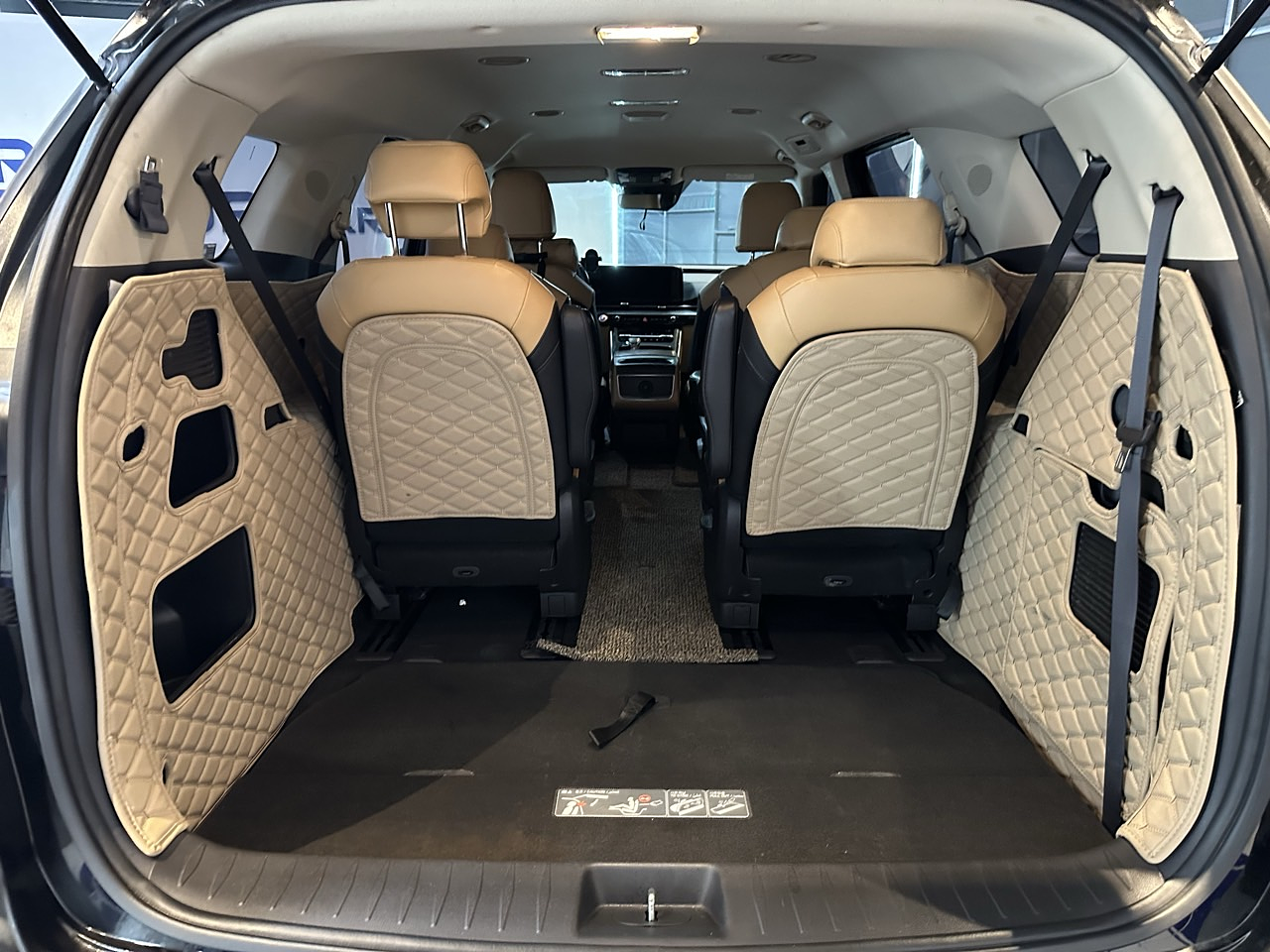 KIA GRAN CARNIVAL 2021 / 9PASAJEROS / CAMARA R / DIESEL 34