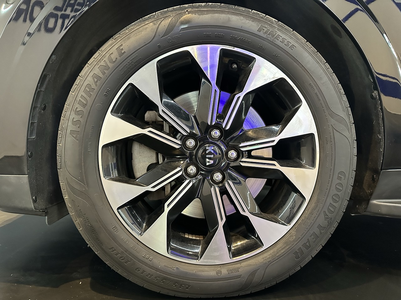 KIA GRAN CARNIVAL 2021 / 9PASAJEROS / CAMARA R / DIESEL 46