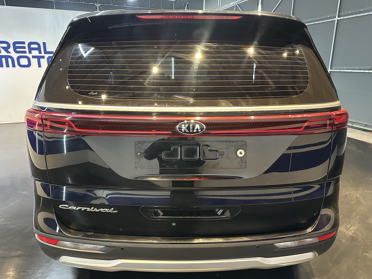 KIA GRAN CARNIVAL 2021 / 9PASAJEROS / CAMARA R / DIESEL 9