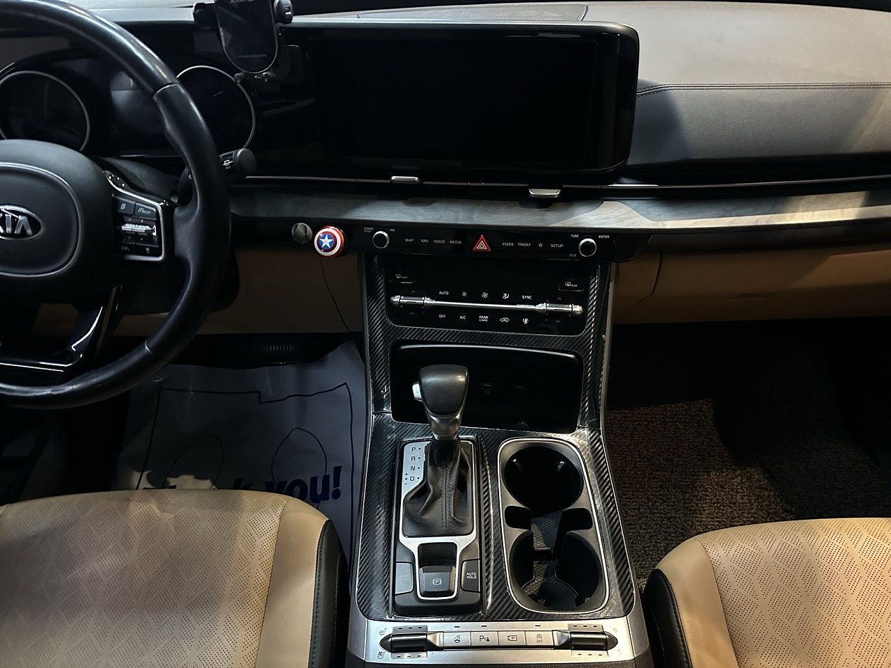 KIA GRAN CARNIVAL 2021 / 9PASAJEROS / CAMARA R / DIESEL 18