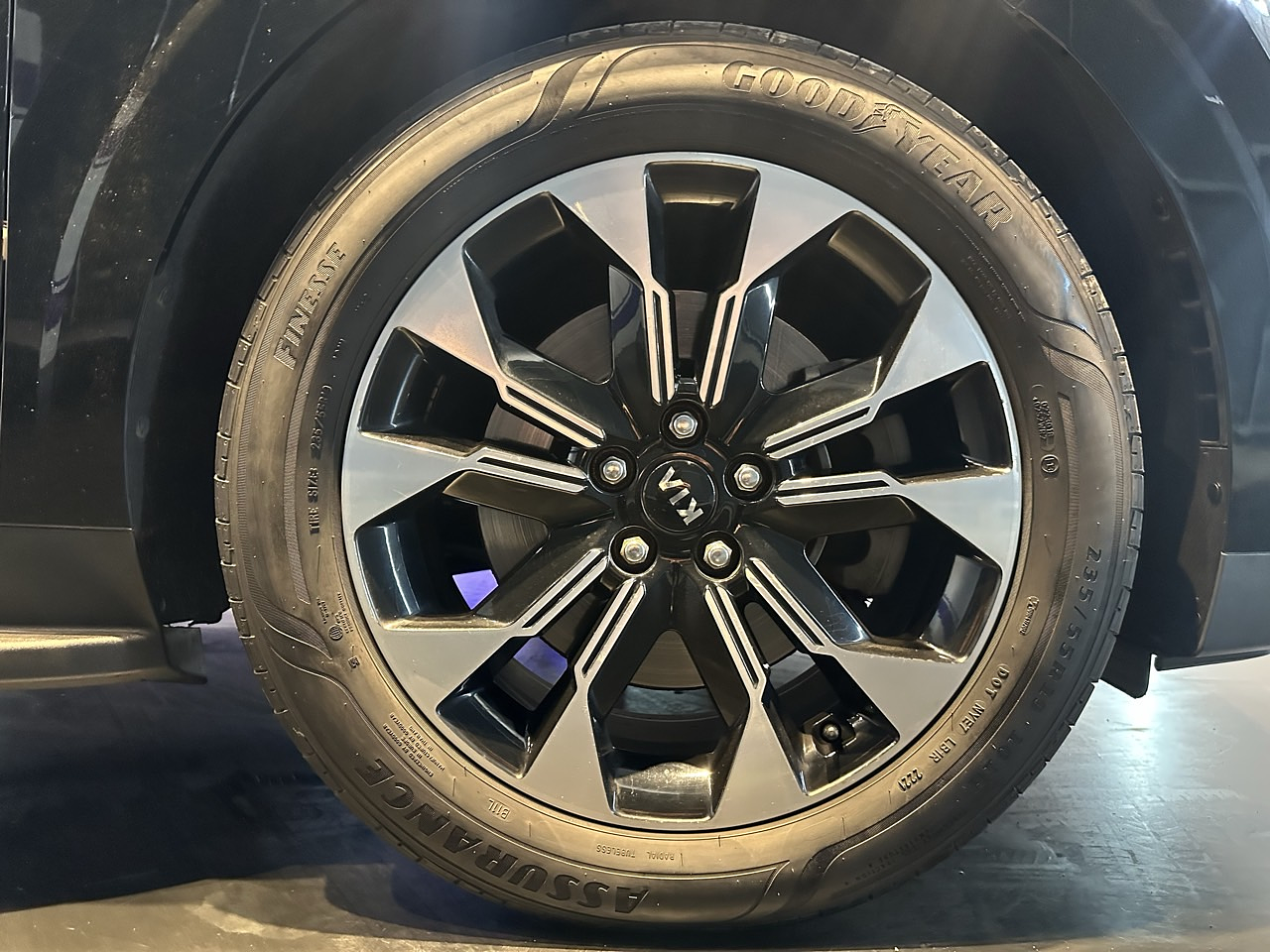 KIA GRAN CARNIVAL 2021 / 9PASAJEROS / CAMARA R / DIESEL 43