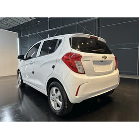 Chevrolet Spark — foto 2 de 16