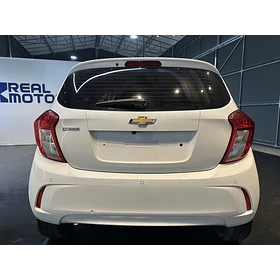 Chevrolet Spark — foto 3 de 16