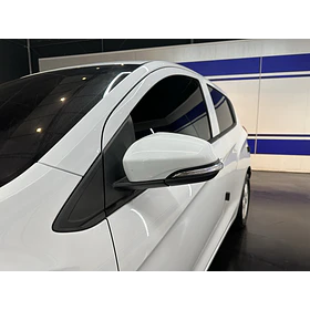 Chevrolet Spark — foto 8 de 16